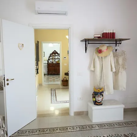 Suliscenti Dimora Siciliana B&B-2